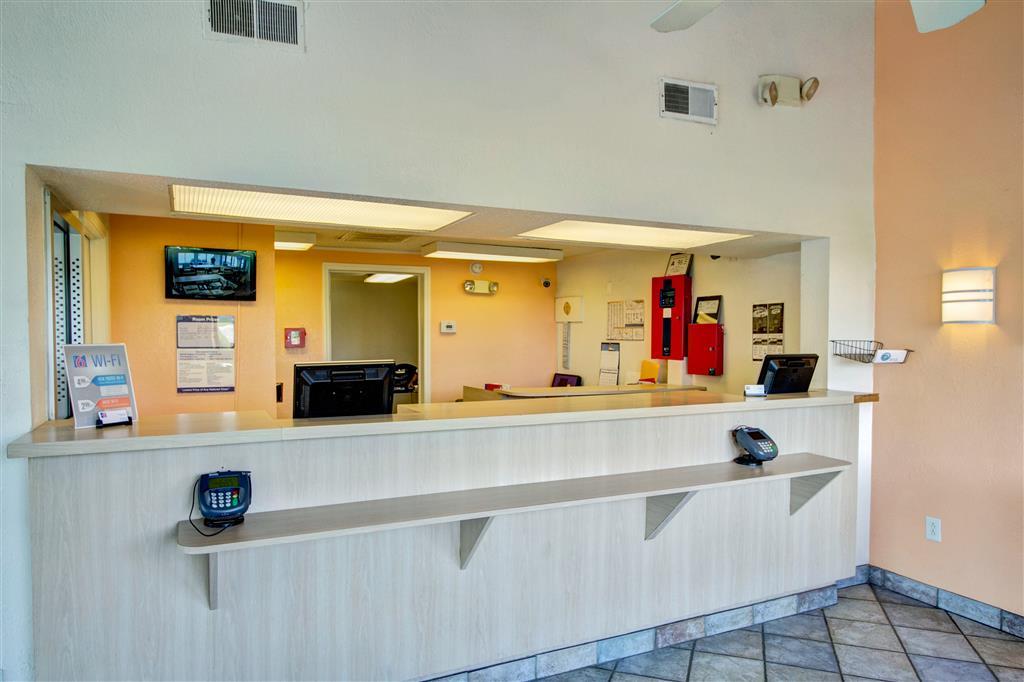 Knights Inn Burlington Nc Interior photo