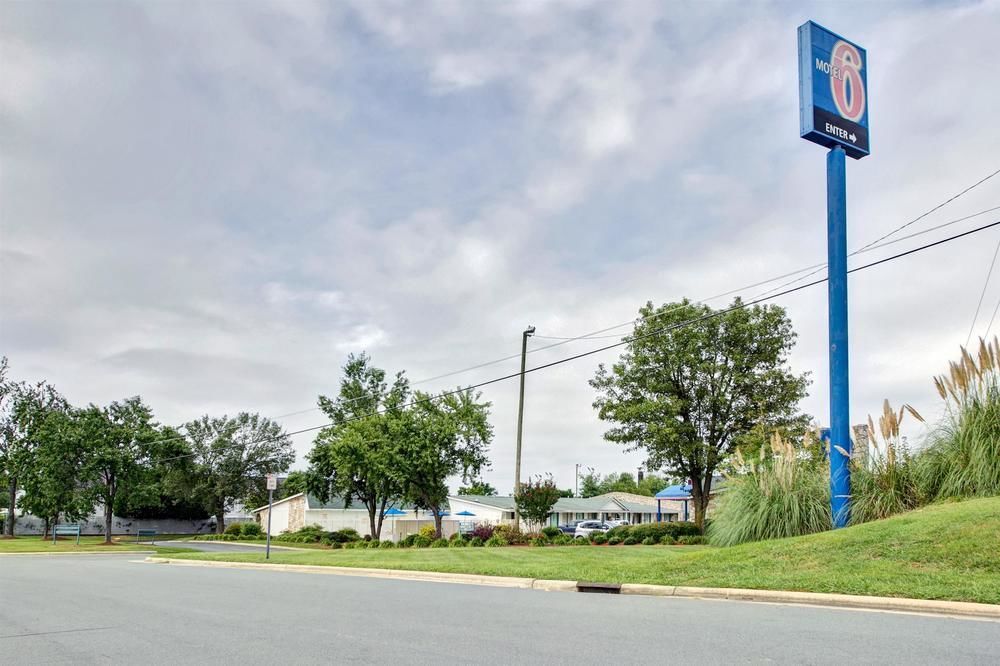 Knights Inn Burlington Nc Exterior photo