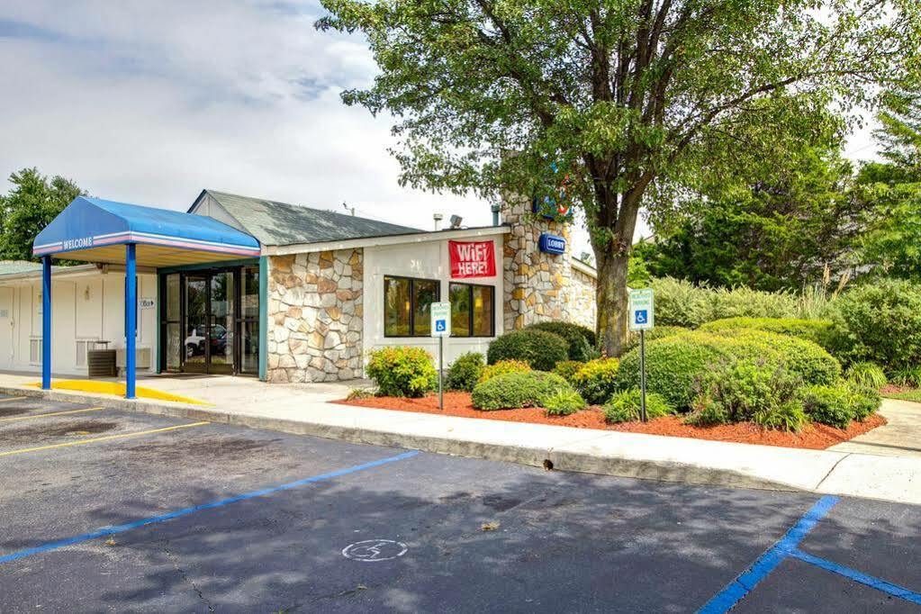 Knights Inn Burlington Nc Exterior photo